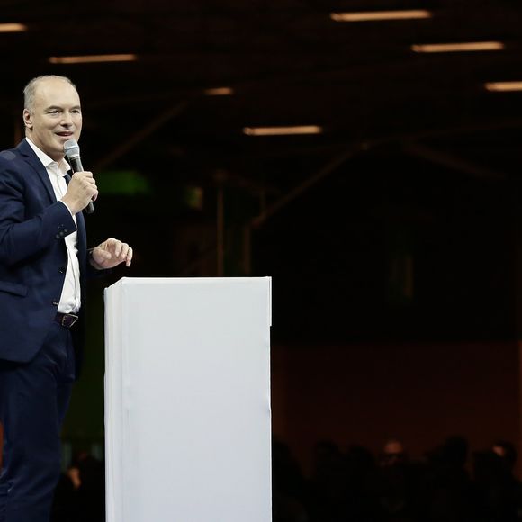 Avec Renaud Dutreil, elle a co-signé une tribune dans "Figarovox"
Renaud Dutreil - Premier meeting de campagne à l'élection présidentielle de Emmanuel Macron et de son mouvement "En Marche !" au Parc des Expositions de la porte de Versailles à Paris. Le 10 décembre 2016
© Stéphane Lemouton / Bestimage
