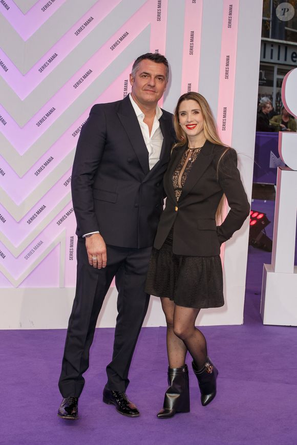 Arnaud Ducret et Claire Francisi au photocall de la cérémonie de clôture du festival Series Mania à Lille le 28 mars 2025.
© Stéphane Vansteenkiste / Bestimage