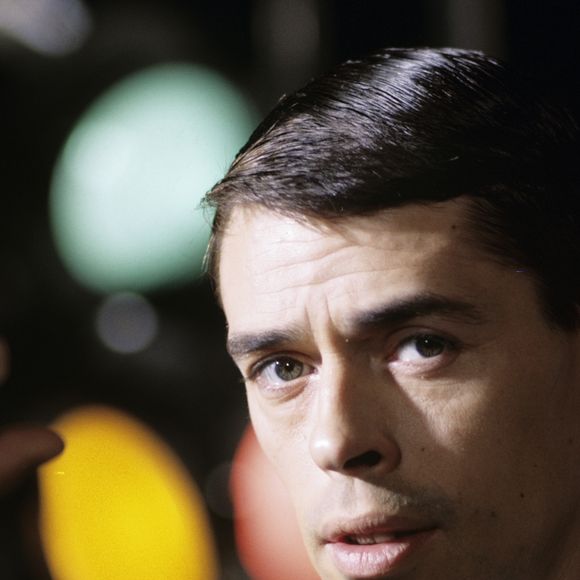 La vie de Jacques Brel continue de faire couler beaucoup d’encre près de 50 ans après sa disparition.

Archives - Rendez-vous avec Jacques Brel en avril 1963
© Michel Ristroph via Bestimage