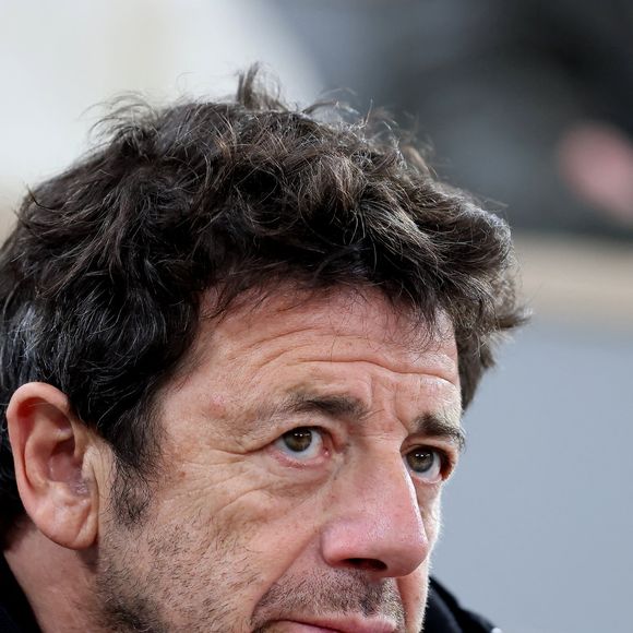 Patrick Bruel - Célébrités dans les tribunes des Internationaux de France de tennis de Roland Garros à Paris. © Moreau-Jacovides/Bestimage