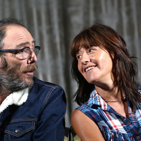 Mais ils vivent toujours ensemble à Montreuil (Seine-Saint-Denis)

Philippe Rebbot et Romane Bohringer - Avant-première du film "L'amour flou" à Lille le 18 septembre 2018. (Agence / Bestimage).