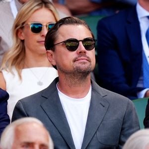 Leonardo DiCaprio à Wimbledon, match Taylor Fritz et Carlos Alcaraz le 11 juillet 2025. Photo by Mike Egerton/PA Wire/ABACAPRESS.COM