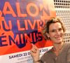 L’arrivée du bébé les pousse désormais à imaginer une nouvelle manière de préserver leur indépendance tout en partageant leur quotidien de parents.

Noemie De Lattre - Salon du livre feministe le 22 octobre 2022. © Cédric Perrin/Bestimage