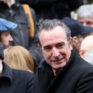 Jean Dujardin - Sorties des obsèques du réalisateur Bertrand Blier en l'église Saint-Roch à Paris le 29 janvier 2025. © Dominique Jacovides/Bestimage