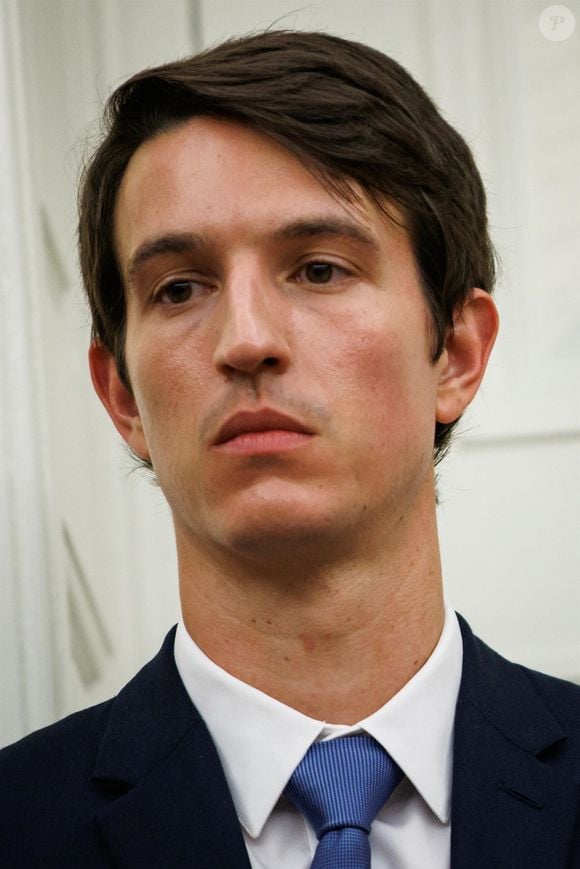 Ce dernier n'a de cesse de monter en puissance.



Le 19 mai 2025 : Alexandre Arnault à la Maison-Blanche à Washington DC aux États-Unis. Backgrid USA / Bestimage
