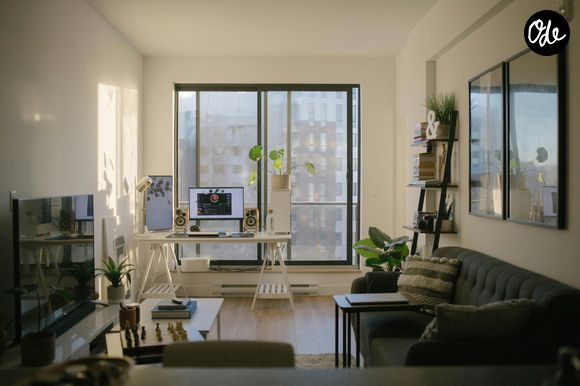 À l’inverse, le désordre peut être lié à une période chargée ou à une perception plus stressante de son environnement.

Le rangement de votre appartement en dit plus long sur vous que ce que vous n'imaginez.