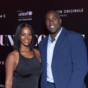 Teddy Riner et sa femme Luthna Plocus au photocall de la soirée "Unis comme jamais" au profit de l'Unicef, au pavillon Cambon à Paris. 
© Pierre Perusseau / Bestimage