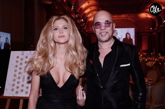 Pascal Obispo et son ex femme Julie Hantson lors de la soirée de gala de la 18ème édition du "Dîner de la mode du Sidaction" à Paris, le 23 janvier 2020. 

© ORachid Bellak/Bestimage