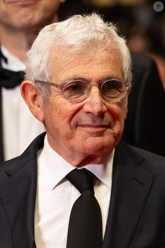 Michel Boujenah - Montée des marches du film " Diamond " lors du 79ème Festival International du Film de Cannes, le 19 mai 2026. © Jacovides-Moreau / Bestimage