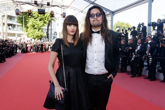 Lucien Gainsbourg et sa compagne Lilou - Montée des marches du film " L'Homme qui tua Don Quichotte " lors de la cérémonie de clôture du 71ème Festival International du Film de Cannes. Le 19 mai 2018
© Borde-Moreau / Bestimage