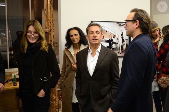 Exclusif - Vincent Pérez, Carla Bruni et Nicolas Sarkozy. - Vernissage de l'exposition photo de Vincent Pérez à Paris à la Galérie Cinéma rue Saint Claude. Paris, le 08 Janvier 2015.