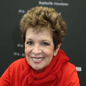 L'ancienne présentatrice météo de TF1 souffrait de la maladie à corps de Lewy.

Catherine Laborde - Salon du Livre 2019 à la Porte de Versailles à Paris  du 15 au 18 mars 2019.
© Jean-Claude Woestelandt / Bestimage