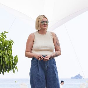 Louane Emera lors de la remise du prix TikTok Short Film à la Plage des Palmes en marge du 76ème Festival International du Film de Cannes,France, le 23 mai 2023. © Jack Tribeca/Bestimage