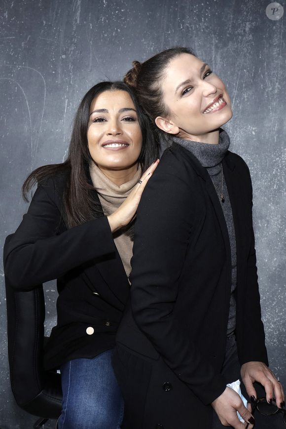 Exclusif - Karima Charni et Lucie Bernardoni, à Paris, le 10 novembre 2020.

Photo : Cédric Perrin / Bestimage