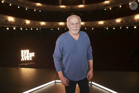 Exclusif - Francis Perrin lors du tournage de "Sur Scène Avec" à Paris le 7 novembre 2024. © Jack Tribeca / Bestimage