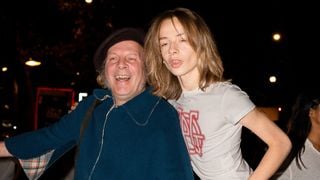 "Quand vous êtes regardés à ce point-là..." : Philippe Katerine pas toujours rassuré face à l'exposition grandissante de son fils Billy