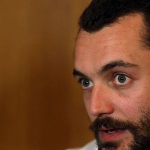 Exclusif - Shooting photo avec Louis Sarkozy à Nice le 25 avril 2025. © Jean-François Ottonello / Nice Matin / Bestimage