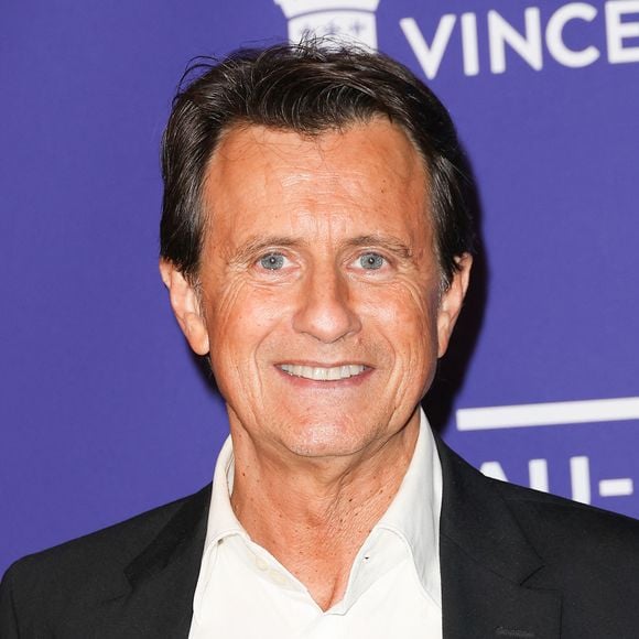 Animateur, journaliste, cinéaste et pilote de dragsters, Vincent Perrot fête ses 60 ans ce dimanche.

Vincent Perrot - Festival de Vincennes "Au dela de l' écran"
© Coadic Guirec/Bestimage