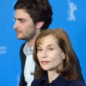 Roman Kolinka et Isabelle Huppert lors de la séance photo du film « L'Avenir » (« Things to Come ») dans le cadre de la 66e Berlinale, le Festival international du film de Berlin, à Berlin, en Allemagne, le 13 février 2016. Photo : Aurore Marechal/ABACAPRESS.COM