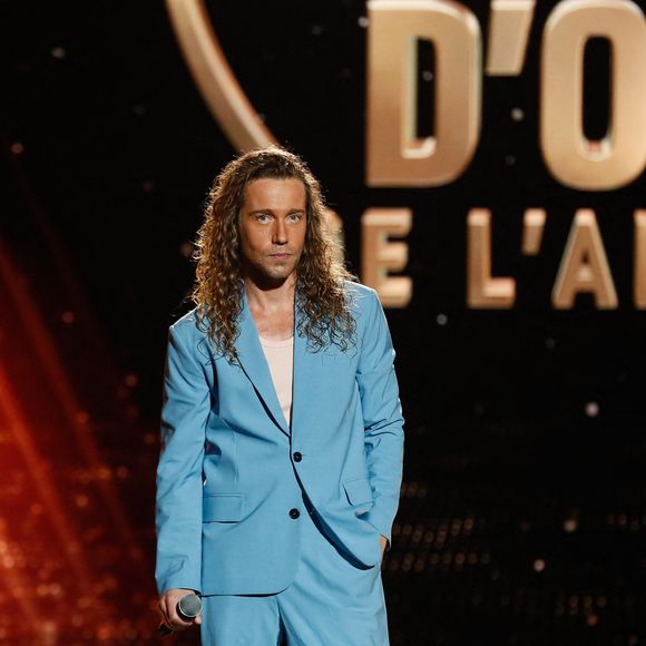 Exclusif - Julien Doré - Enregistrement de l'émission "Les disques d'or de l'année" au Dôme de Paris, présentée par E.Gossuin et diffusée le 24 décembre à 21h10 sur M6
© Christophe Clovis / Bestimage