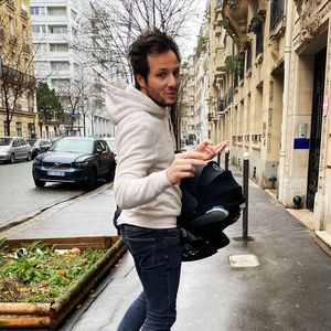 Il a accueilli son fils Edgar en octobre 2021 

Vianney avec son fils Edgar le jour de Noël, le 25 décembre 2021