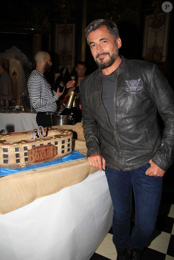 Olivier Minne - Entrée du père Fouras au musée Grévin à l'occasion des 30 ans de l'émission télé "Fort Boyard" à Paris le 17 juin 2019.  Fort Boyard continue de fêter son 30ème anniversaire en grande pompe. À cinq jours du retour du programme estival à succès de France 2 présenté par O.Minne, le musée Grévin a inauguré le décor qui lui est consacré.  © Philippe Baldini/Bestimage
