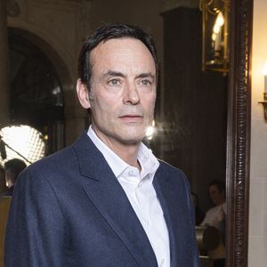 Anthony Delon est très en colère

Anthony Delon - Photocall pour les 130 ans de Berluti lors de la fashion week à Paris. 
© Olivier Borde /Bestimage