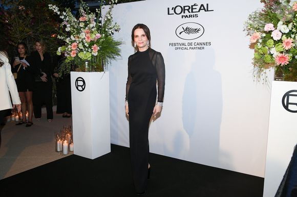 Juliette Binoche au dîner L'Oréal Paris en l'honneur des femmes du cinéma lors du 78ème Festival International du Film de Cannes, le 14 mai 2025. 

Photo : Lionel Urman / Bestimage