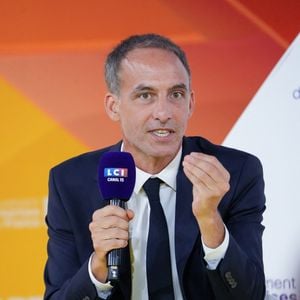 Raphaël Glucksmann - La Rencontre des Entrepreneurs de France (REF) du MEDEF au Stade Roland Garros le 27 août 2026. © Anne-Sophie Guebey / Bestimage