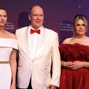 Le prince Albert II, la princesse Charlène de Monaco, Camille Gottlieb - 75e édition du Gala de la Croix Rouge monégasque au Sporting Monte-Carlo à Monaco le vendredi 19 juillet 2024. © Claudia Albuquerque / Bestimage