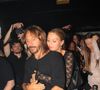 Paloma, 21 ans, commence à suivre les traces de son père comme DJ.

Bob Sinclar et sa fille Paloma Le Friant - Bob Sinclar mixe aux platines devant ses enfants lors d'une soirée au VIP Room à Saint-Tropez le 26 juillet 2023. © Philippe Baldini/Bestimage