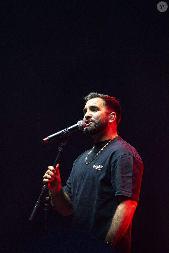 Kendji Girac - Les artistes se produisent lors du concert "Scoop Live" de Radio Scoop à la LDLC Arena de Décines près de Lyon, le 25 février 2025.
© Sandrine Thesillat / PsnewZ / Bestimage