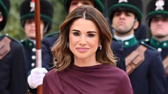 Rania de Jordanie fête son 55e anniversaire : Divine geisha japonaise, elle pose dans une robe kimono estimée à 600 euros