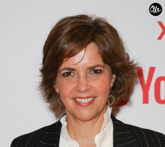 Nathalie Renoux, figure incontournable de l’information sur M6, a fait un choix important dans sa carrière.

Nathalie Renoux au photocall de la soirée de lancement de la chaine YouTube de Cristina Cordula au cinéma Pathé Palace à Paris.
© Guirec Coadic/Bestimage