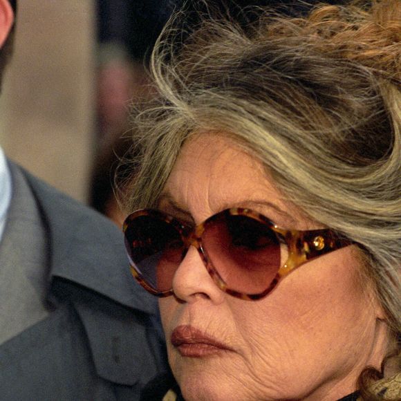 Une information communiquée par la Fondation Brigitte Bardot à l'AFP ce dimanche 28 décembre 2025. 

Photo d'archives du 14/02/95 de Brigitte Bardot lors des funérailles de la militante pour les droits des animaux Jill Phipps à la cathédrale de Coventry. PA/PA Wire