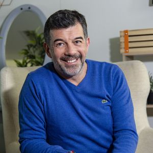 Il ne s'agit pas d'immobilier 

Exclusif - Rendez vous avec Stéphane Plaza à l'occasion de son interview donnée pour Pure People dans les locaux de Webedia à Levallois Perret. Le 17 décembre 2018
© Pierre Perusseau / Bestimage