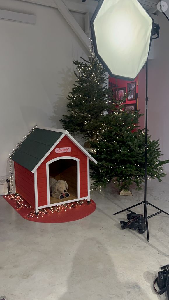 Inauguration de l'appartement de Noël réalisé à partir du décor du château de la Star Academy.