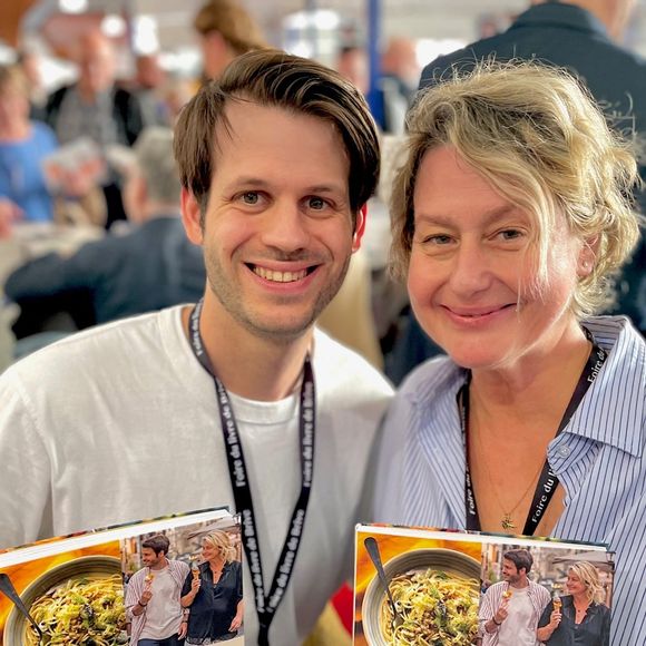 Alessandro Belmondo et sa mère Luana - Foire du Livre de Brive 2024 à la Halle Georges Brassens de Brive-la-Gaillarde le 8 novembre 2024.
© Fabien Faure / Bestimage