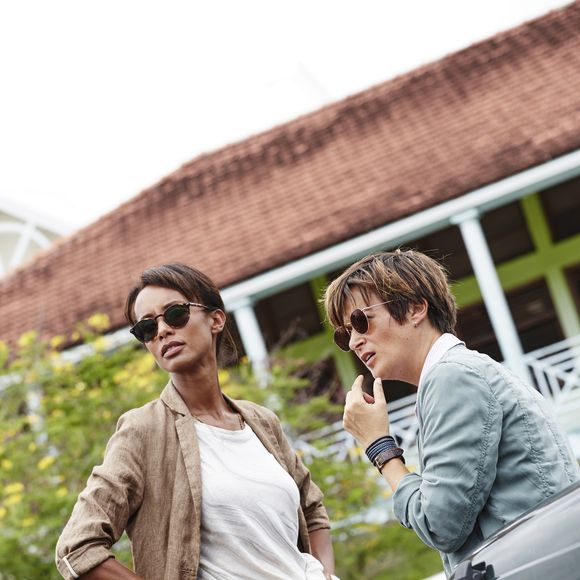 Cette fin de tournage soulève aussi  des questions sur l’avenir du programme

Exclusif - Sonia Rolland et Béatrice De la Boulaye sur le tournage de la série "Tropiques criminels" en Martinique diffusée le 22 novembre sur France 2. Le 8 mai 2019 © Sylvie Castioni / Bestimage