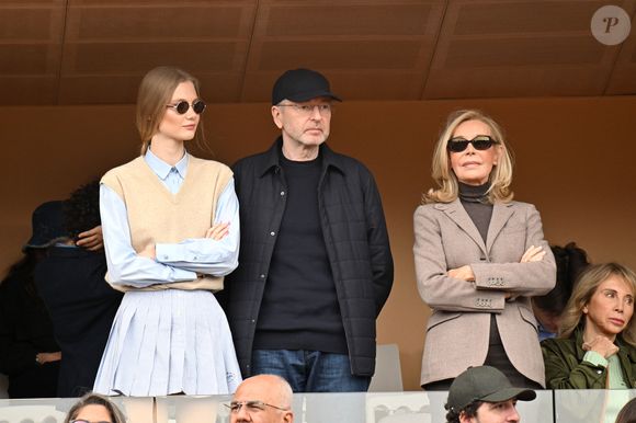 Dmitri Rybolovlev, l'homme d'affaires russo-chypriote et président du club de football professionnel de Monaco, et sa compagne durant la finale de la 118e édition du Rolex Monte-Carlo Masters, au Monte-Carlo Country Club à Roquebrune Cap Martin, le 13 avril 2025. © Bruno Bebert/Bestimage