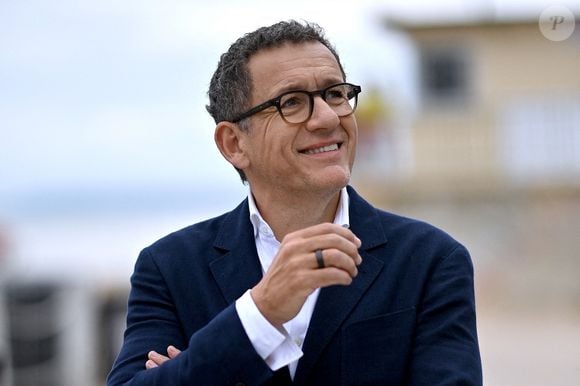 Dany Boon leur aurait "signé une dédicace" en guise de remerciement.

Dany Boon participe au photocall de La Famille Hennedricks lors du 38ème Festival du Film de Cabourg - Quatrième jour le 15 juin 2024 à Cabourg, France. Photo by Franck Castel/ABACAPRESS.COM