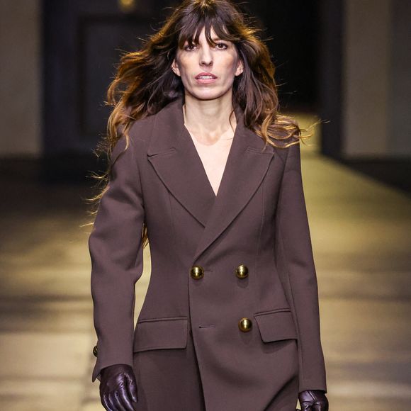 Lou Doillon au défilé Ami - Alexandre Mattiussi Collection Homme Prêt-à-Porter Automne/Hiver 2024-2025 lors de la Fashion Week de Paris (PFW), à Paris, France, le 19 janvier 2024. @Agence / Bestimage
