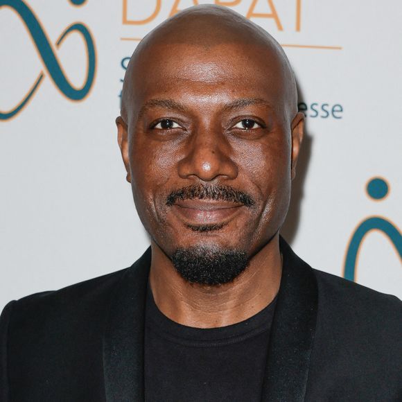 Harry Roselmack assiste au Prix Dapat 2025 qui se tient au Tether du Rond Point à Paris, France, le 24 mars 2025. 
Photo par David Boyer/ABACAPRESS.COM