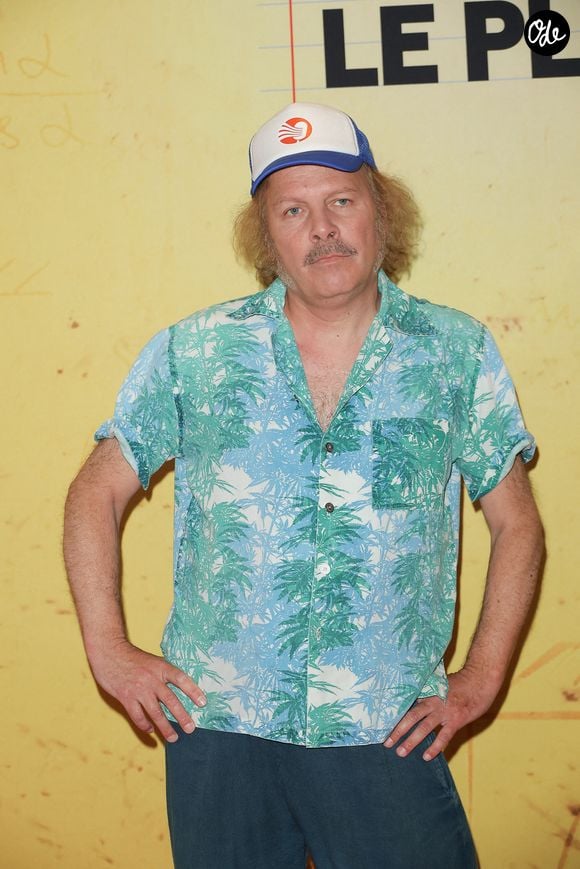 Philippe Katerine - Photocall du casting du jeu télévisé de la saison 2 "Qui sera le plus nul ?" sur TF1 à Boulogne-Billancourt le 22 juin 2026. © Coadic Guirec/Bestimage