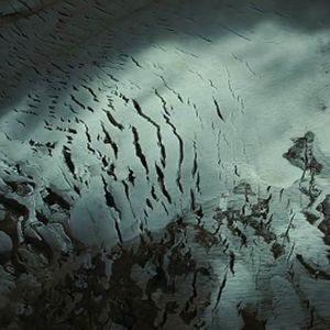 André Manoukian publie le 31 octobre 2011 Mélanchology, un album qui explore toute la profondeur de la mélancolie via le prisme des origines arméniennes de l'artiste. De la profondeur, mais aussi de la hauteur, à l'image du shooting de la pochette, réalisé sur les hauteurs de Chamonix.