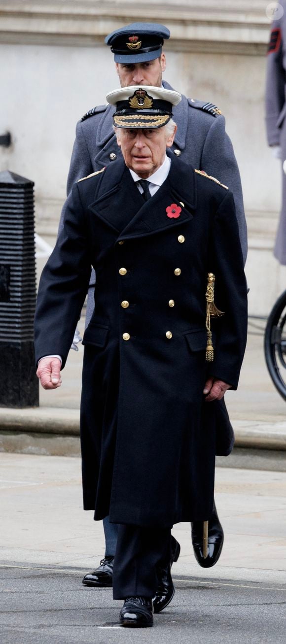 Le roi Charles III d'Angleterre et le prince William prince de Galles honorent les disparus des deux guerres mondiales lors de la cérémonie Remembrance Sunday ( Dimanche du souvenir ) au Cénotaphe à Londres - King Charles III and Prince William, The Prince of Wales the Remembrance Sunday ceremony at the Cenotaph on Whitehall in central London on November 10, 2024. Remembrance Sunday is an annual commemoration held on the closest Sunday to Armistice Day, November 11, the anniversary of the end of the First World War and services across Commonwealth countries remember servicemen and women who have fallen in the line of duty since WWI.