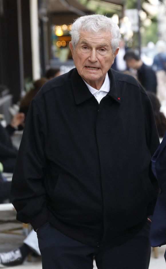 Ces deux-là ne risquent pas de re-tourner ensemble de sitôt après ces déclarations…

Claude Lelouch lors de la présentation presse du nouveau théâtre "La Gaîté Rive Gauche" à Paris le 4 juin 2025.

© Marc Ausset-Lacroix / Bestimage