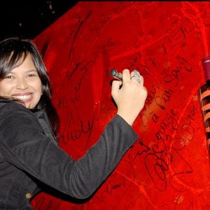 Chaque jeudi, elle y accueille créateurs, influenceurs, personnalités publiques ou entrepreneurs, invités à dérouler le fil de leur histoire et à partager ce qui nourrit leur vie intérieure 

Emilie Minatchy de la Star Academy 5 -Lancement de la bouteille de vin rouge "Pur 100" au Mandala Ry Paris @JAEGLE STEPHANE / BESTIMAGE