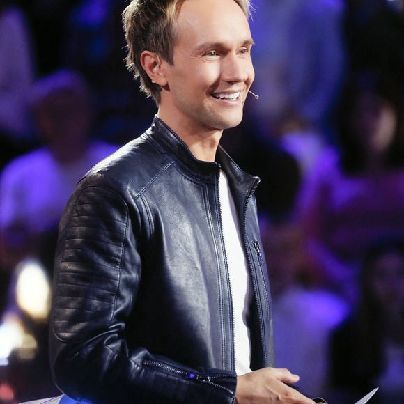 "Tout simplement parce que Cyril Féraud a repris la place et que tout va bien."

Exclusif - Cyril Féraud - Enregistrement de l'émission "Le Quiz des Champions" aux Studios 130 à Saint-Denis, présentée par C.Féraud et diffusée le 21 septembre à 21h10 sur France 2. Le 4 juin 2024
© Christophe Clovis / Bestimage