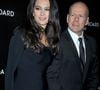 Emma Heming Willis reconnaît toutefois bénéficier d'un privilège important grâce aux nombreuses aides à domicile qui les accompagnent au quotidien.

Emma Heming et Bruce Willis au gala du National Board of Review à New York, le 6 janvier 2015.

© STARMAX / BESTIMAGE